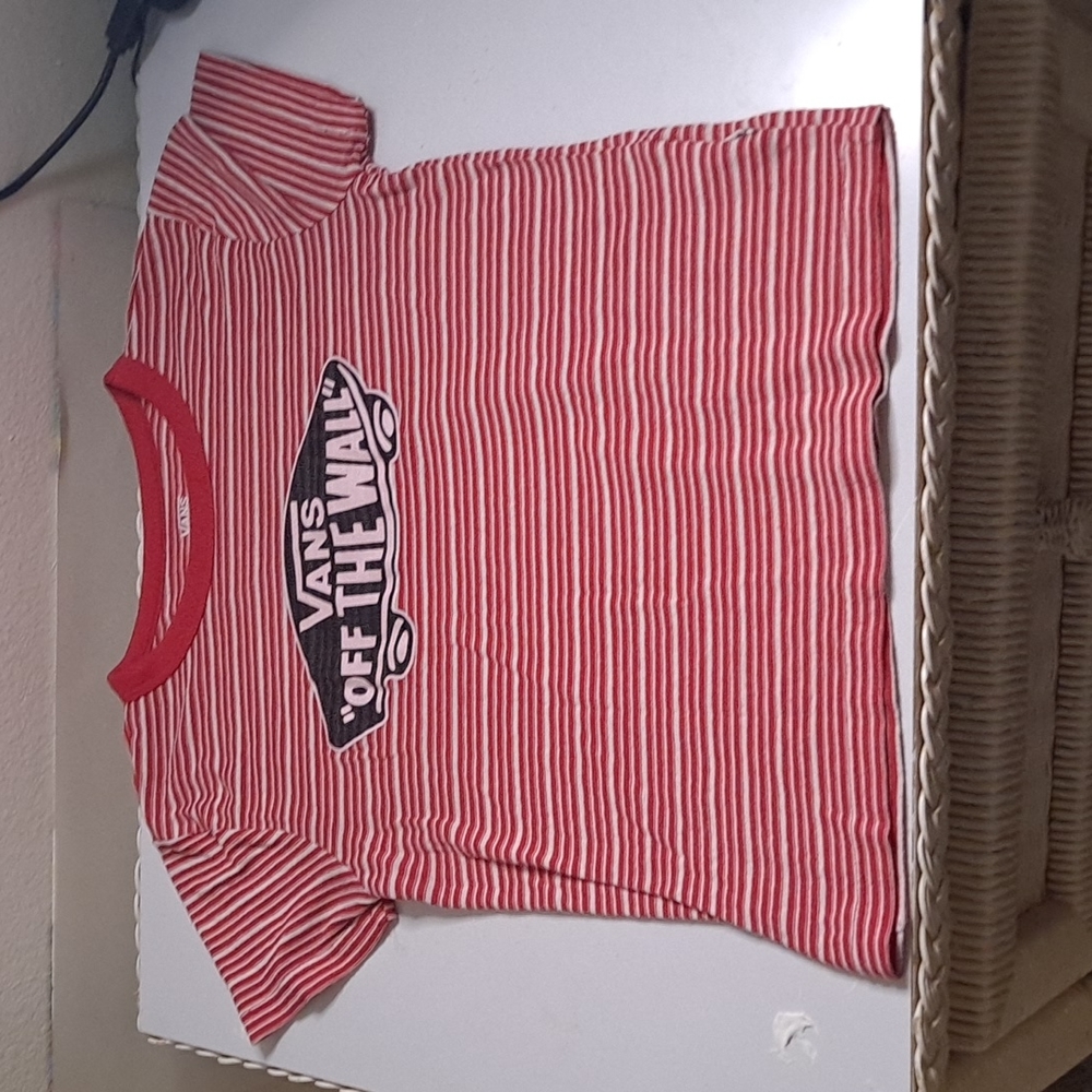 2 VANS OF THE WALL t-shirts